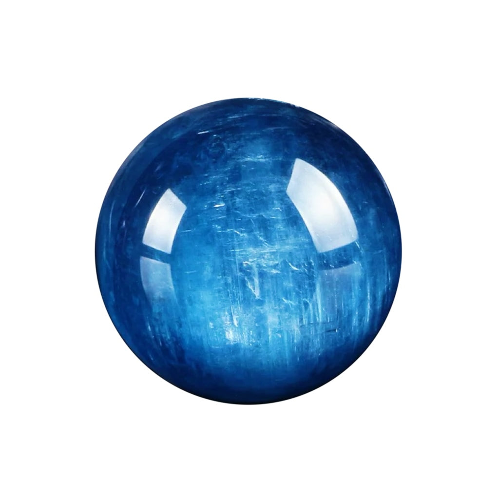 B – Kyanite 蓝晶石